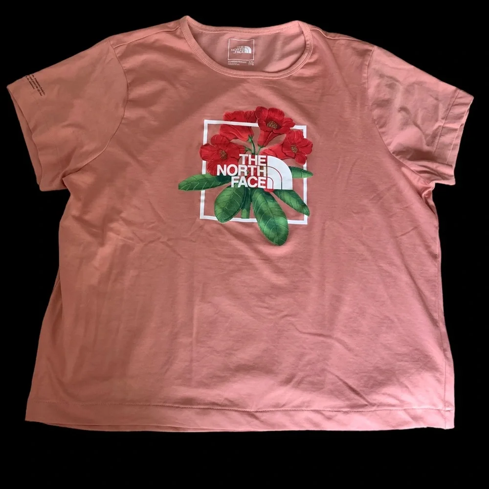 NEW The North Face Woman’s Pink Himalayan Bottle Source Short Sleeve Tee Flowrs - Picture 2 of 6